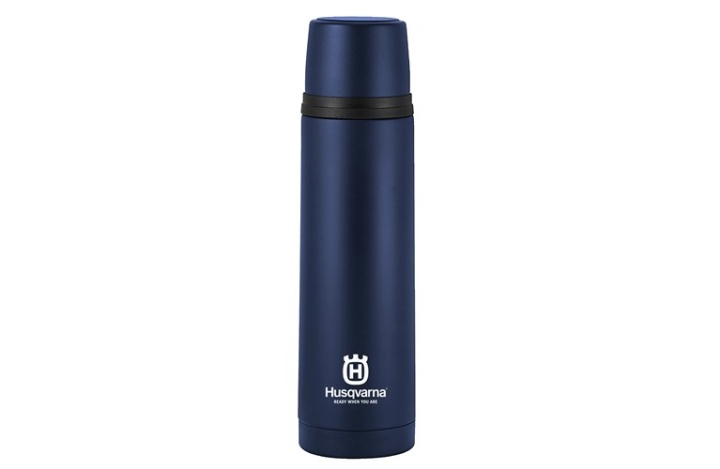 Husqvarna Thermos Flask Mug Stainless Vacuum Insulated 0,75L in der Gruppe Husqvarna Forst- und Garten produkte / Husqvarna Kleidung/Ausrüstung / Arbeitskleidung / Zubehör bei GPLSHOP (5368254-01)