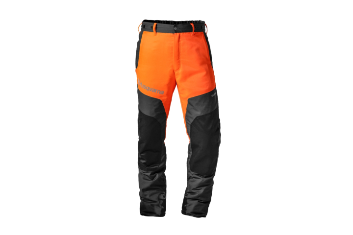 Schutzhose Husqvarna Classic, 52 in der Gruppe Husqvarna Forst- und Garten produkte / Husqvarna Kleidung/Ausrüstung / Bundhose bei GPLSHOP (5471408-52)