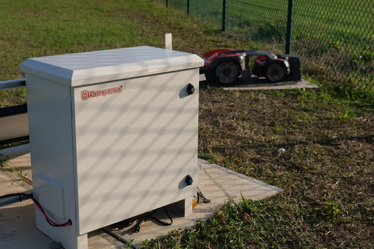 Automower Ladegerät für Solarzellen