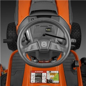 Husqvarna TS 142T Gartentraktor Husqvarna TS 142T Gartentraktor