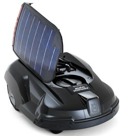 Husqvarna Automower® Solar Hybrid