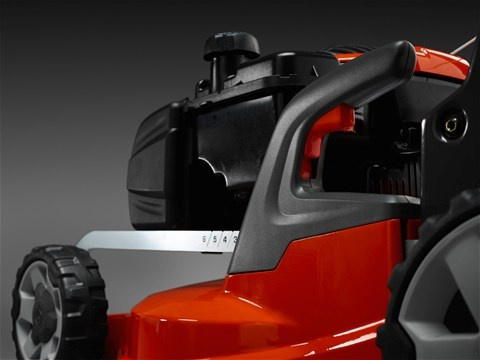 Husqvarna LC 247SP Rasenmäher