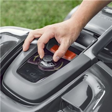 Husqvarna Automower® 435X AWD Mähroboter