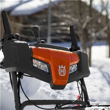 HUSQVARNA ST 330 Schneefräse