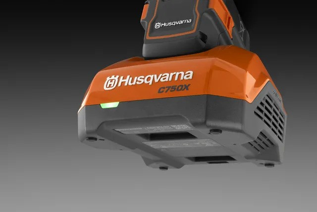 Husqvarna Akkuladegerät C500X