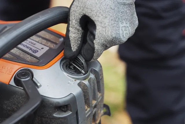 Husqvarna 550i XP® inkl. Akku und Ladegerät