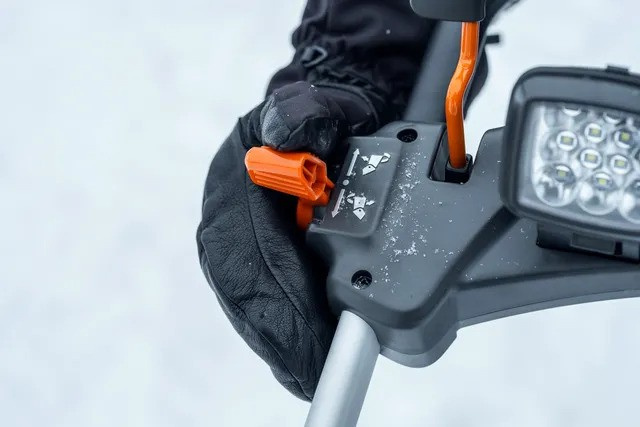 Husqvarna ST 253i Schneefräse