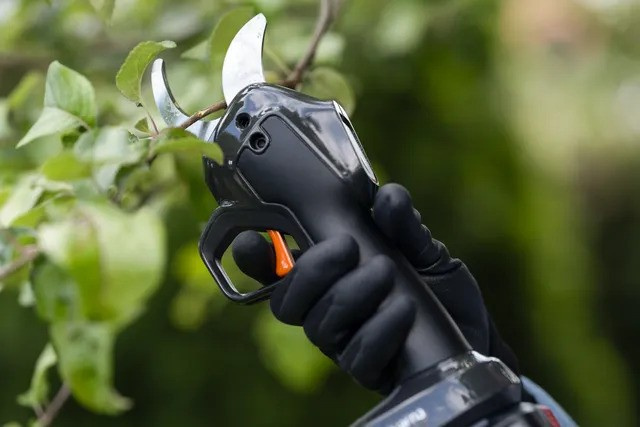 Husqvarna Aspire® Astschere PS30X-P4A