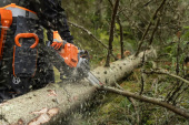 Husqvarna 440i Akku-Motorsäge inkl. Akku & Ladegerät Husqvarna 440i Akku-Motorsäge inkl. Akku & Ladegerät